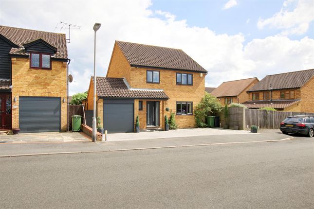 Detached house for sale in Springwood, Cheshunt, Waltham Cross