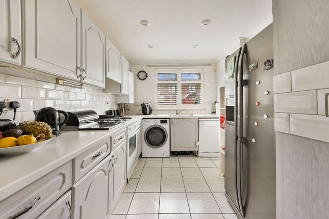 Terraced house for sale in Swains Road, London
