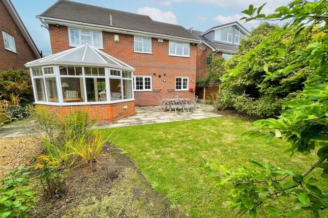 9 Woodland Close, Macclesfield photo 4