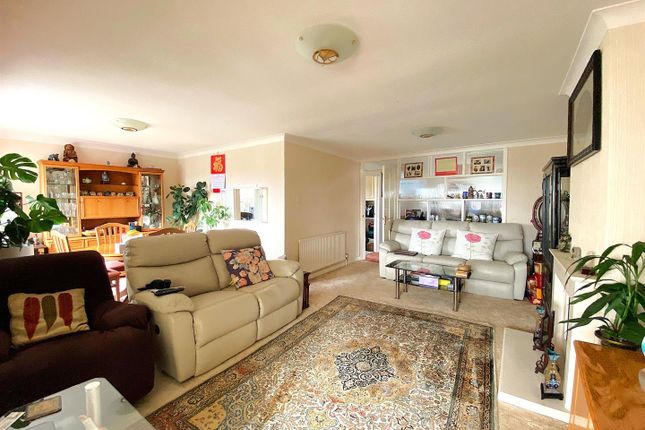59, Links Drive, Bexhill on Sea photo 4