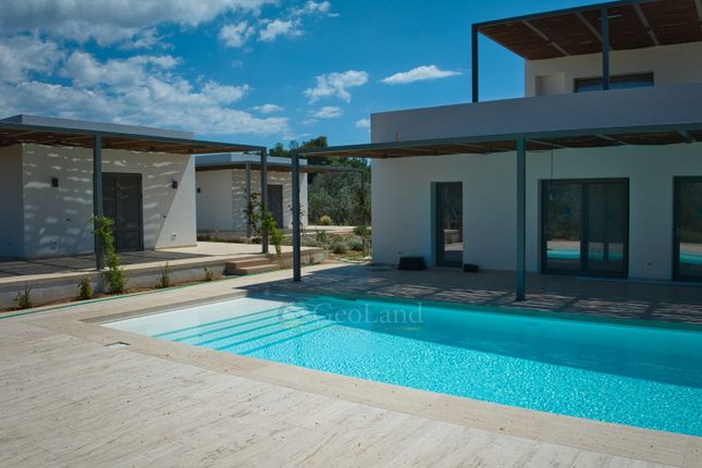 Villa for sale in Ververouda 213 00, Greece