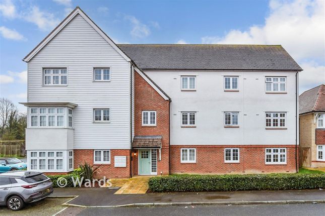 2-bed flat on Horsmanden House, Thomas Road, Aylesford, £210,000