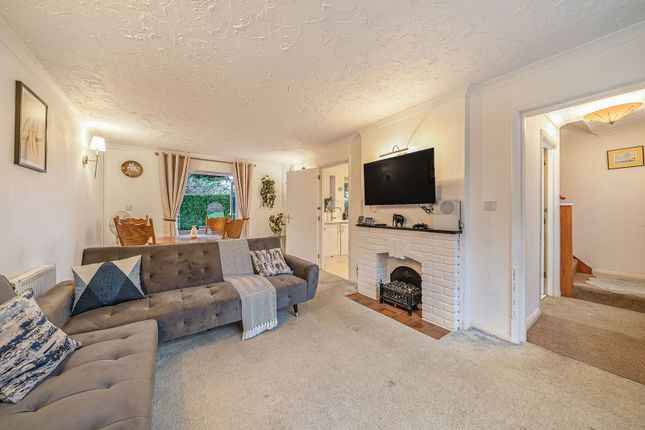 37a, Magpie Hall Lane, Bromley photo 3