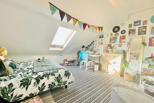 48 Teversal Avenue, Nottingham photo 4
