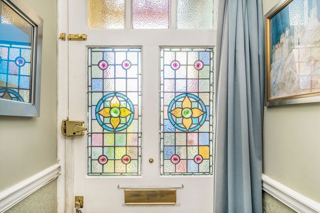 46, Garthorne Road, London photo 4