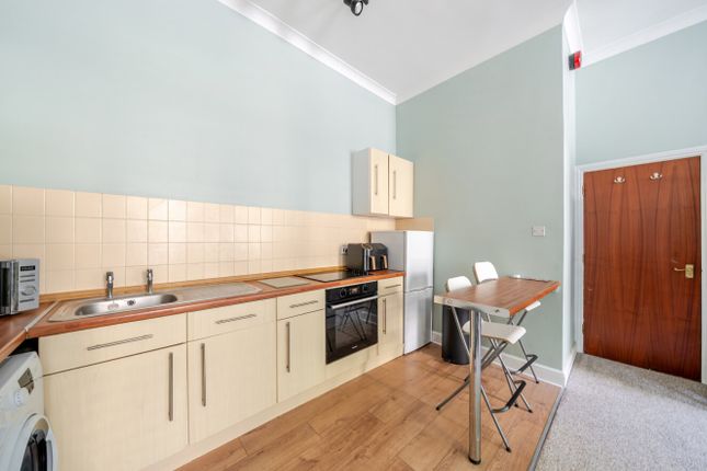 Flat 7, 31-33, Brunswick Road, East Sussex photo 3