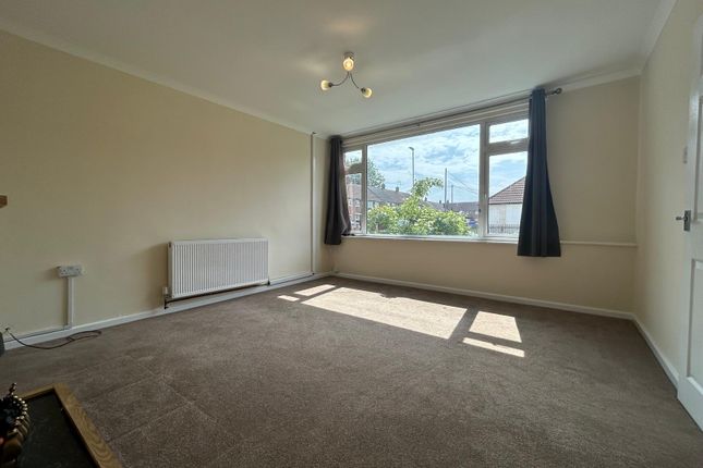 27, Bainbridge Avenue, Hull photo 2