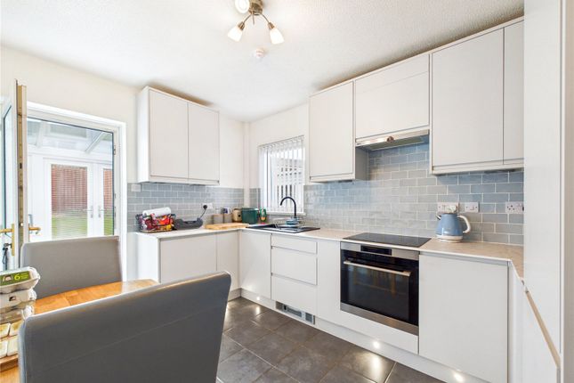 51, Millfields Close, Pembrokeshire photo 3