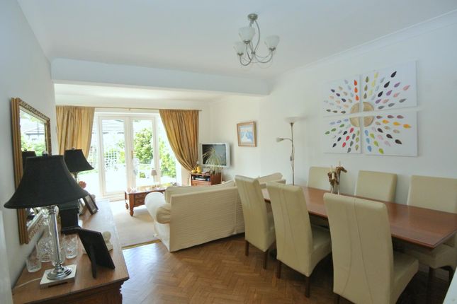 10, Burleigh Gardens, Ashford photo 4