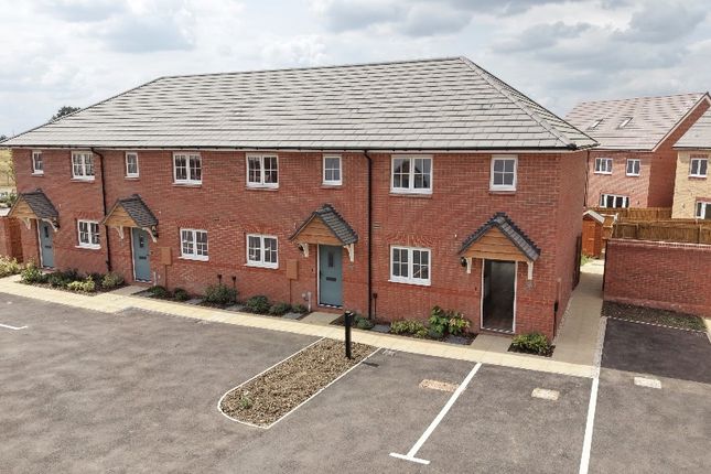 2-bed terraced on 15, Leestone Chase, Leighton Buzzard, £340,000