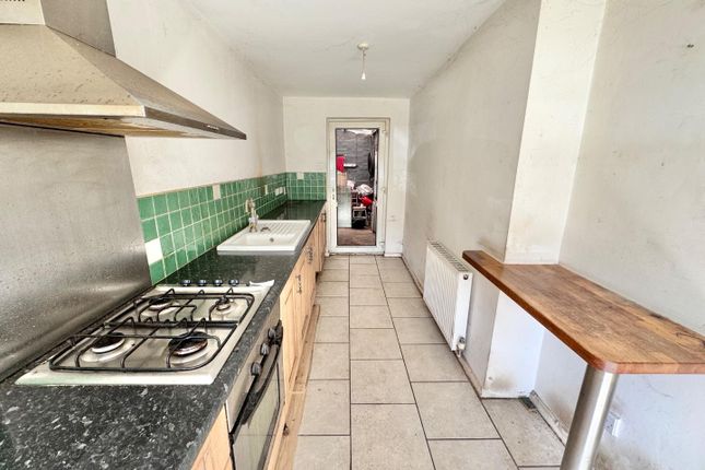 9, Castlereagh Close, Newton Aycliffe photo 3