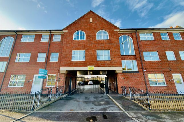 1-bed flat on Flat 5, 218 Victoria Road East, Leicester, £795/mo