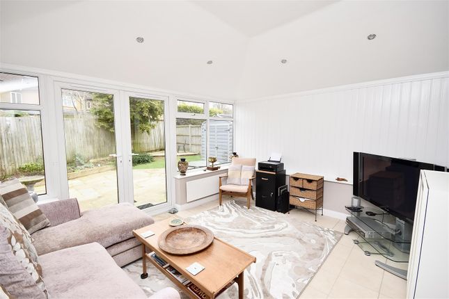 Detached house for sale in The Chilterns, Leighton Buzzard