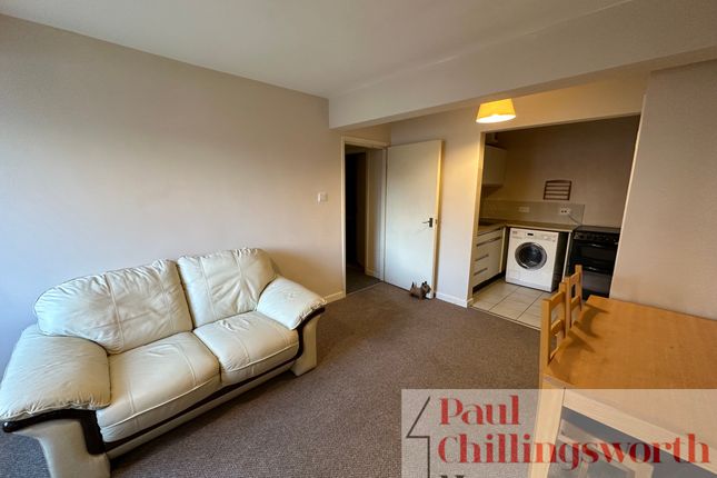 Thumbnail Flat to rent in Trinity Walk, Broadgate, Coventry