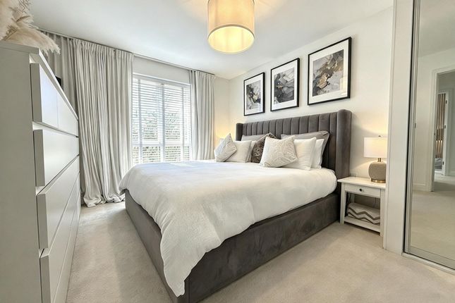 20 Woolner Road, Swindon photo 4