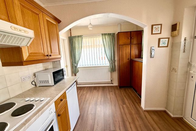 107, Fairholme Drive, Mansfield photo 3