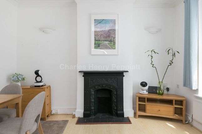 Thumbnail Flat for sale in Daventry Street, Marylebone