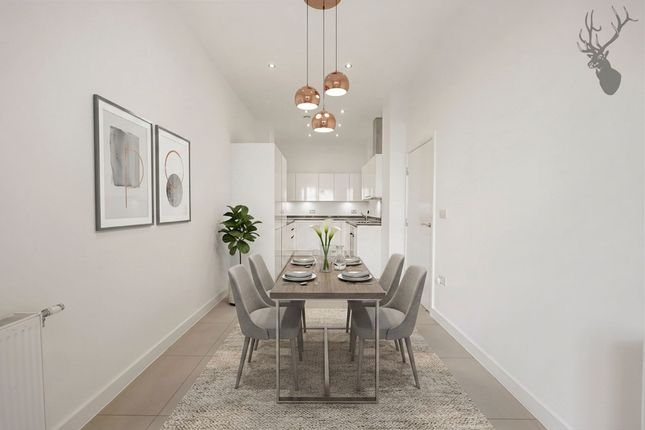 21 Bolinder Way, London photo 2