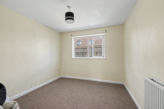 257d, Luton Road, Chatham photo 3