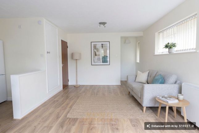 7 Westbrook Priory Road, Forest Row photo 3
