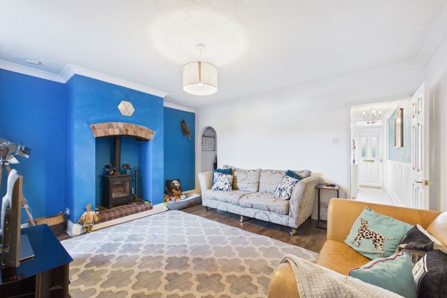 33, Victoria Road, Market Drayton photo 3