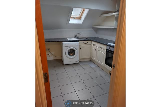 Flat, Knightsbridge Court Nottingham Road, Ripley photo 3