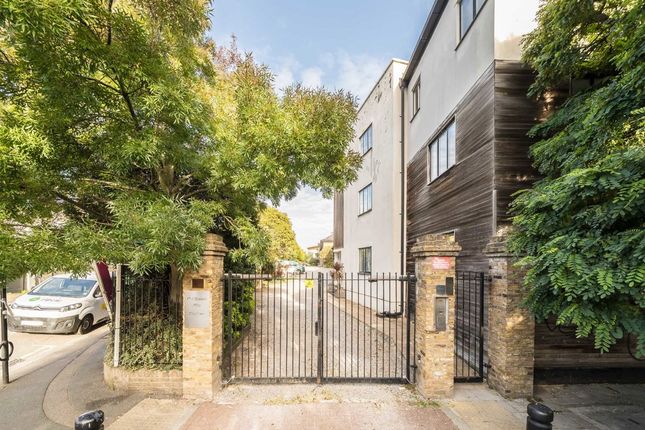 2-bed flat on Flat 1, 10, Old Station Way, London, £500,000