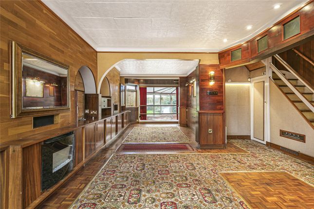 90, Redway Drive, Twickenham photo 3