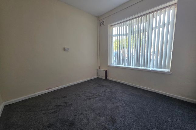 61, Walsall photo 3