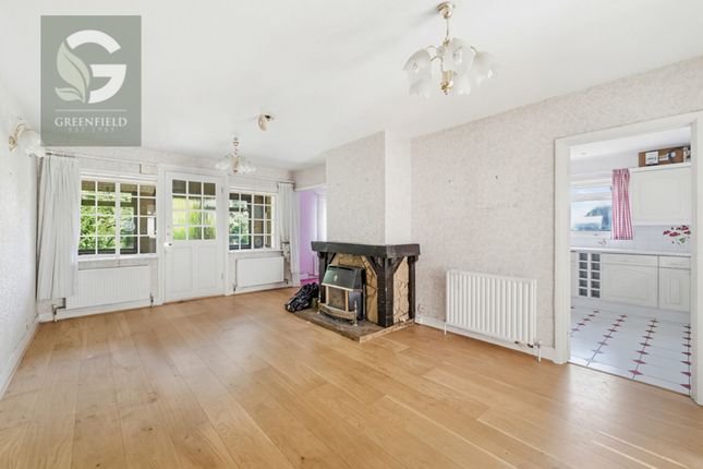 Holly Cottage Boxhill Road, Tadworth photo 2