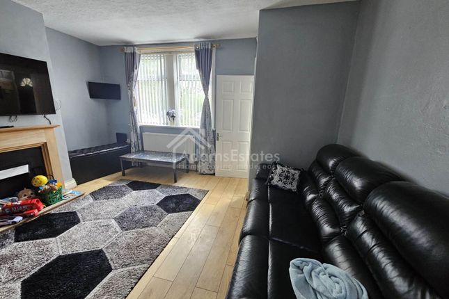 22, Cravendale Road, Dewsbury photo 3