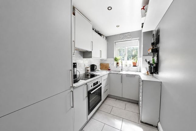 37, Heriot Way, Maldon photo 3