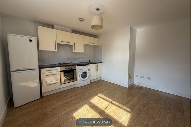 Flat, West Street, Leicester photo 2