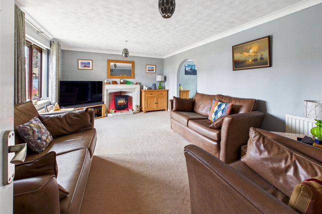 10, Rye Mill Lane, Colchester photo 2