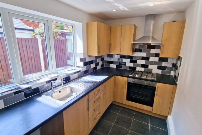 10 Gladstone Street, Heanor photo 2