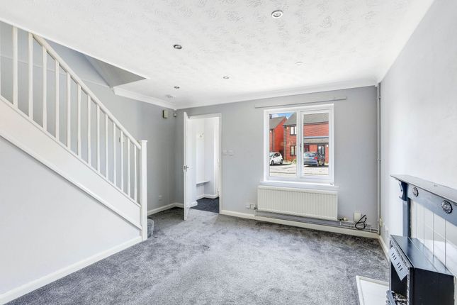 8 Striding Edge Close, Nottingham photo 4