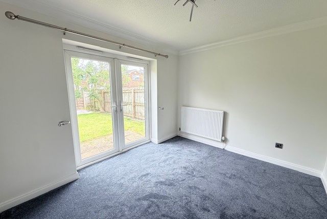30, Cheadle photo 5