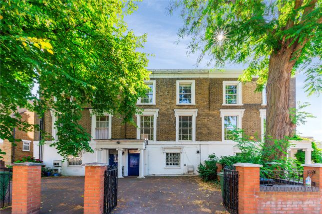 Thumbnail Terraced house for sale in Southgate Road, London