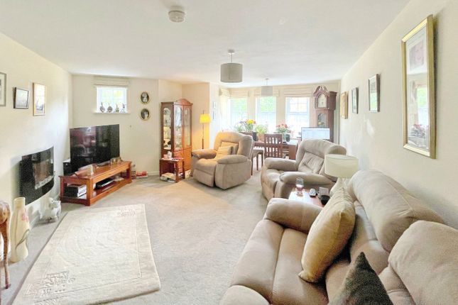 67, The Hawthorns, Flitwick photo 2