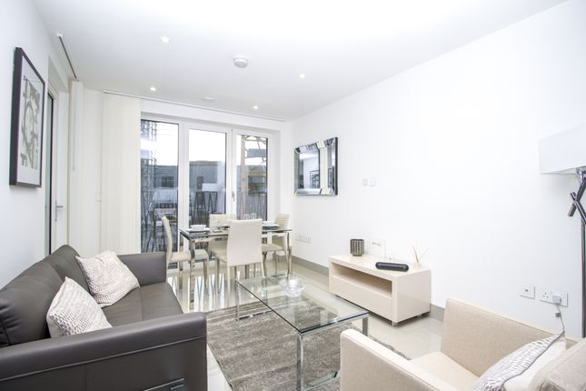 Thumbnail Flat for sale in Delphini Apartments, Blackfriars Circus, Southwark