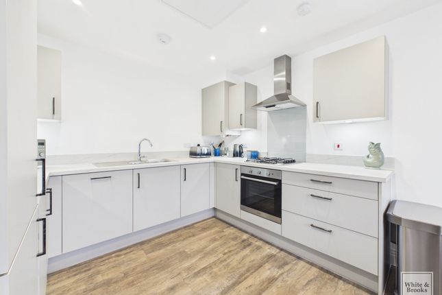 8 Ambassador House Greenshank Drive, Chichester photo 2