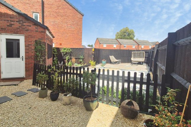 43, Shakespeare Drive, Penkridge, Stafford photo 3