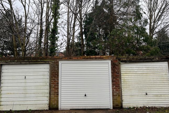 Thumbnail Terraced house for sale in Brookland Close, Hastings