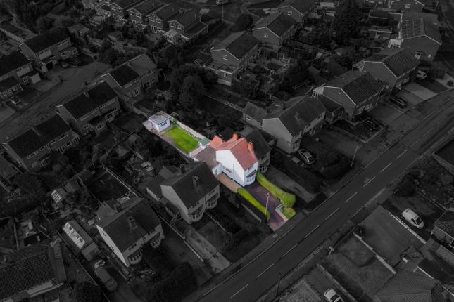 Woods Lane, Brierley Hill photo 2