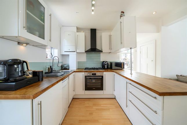 3, Nine Stiles Close, Denham photo 4