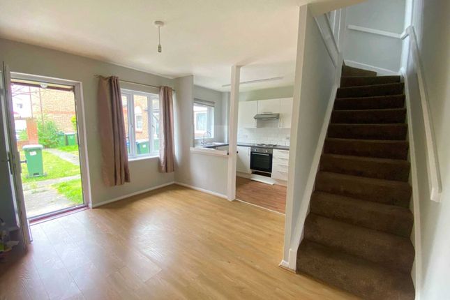 14, Mildred Road, Erith photo 3