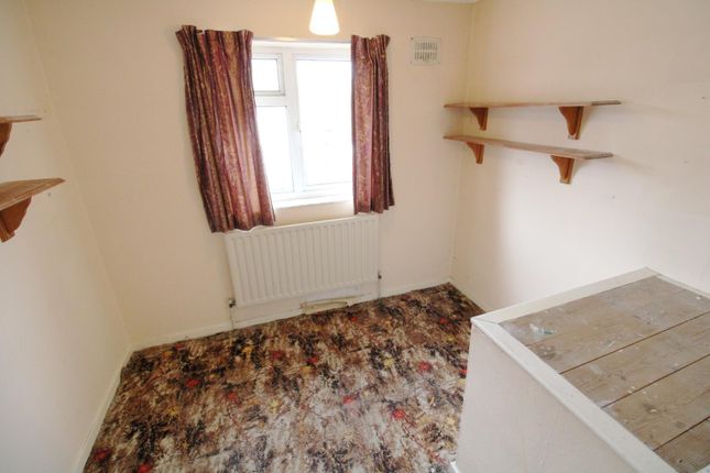 Semi-detached house for sale in Hadlow Road, Welling