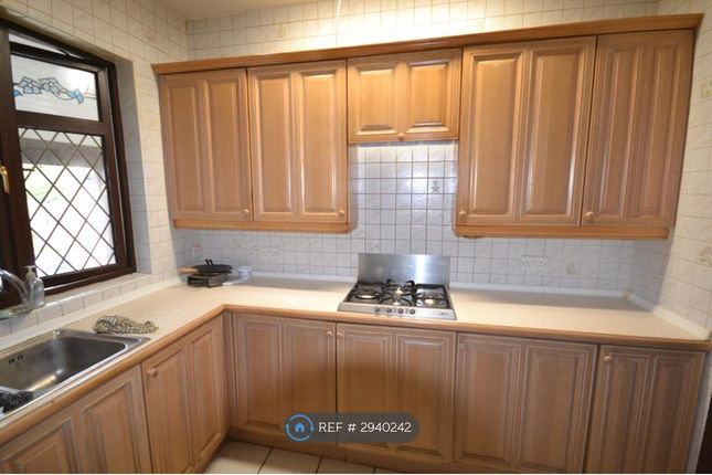 Aldersbrook Road, London photo 3