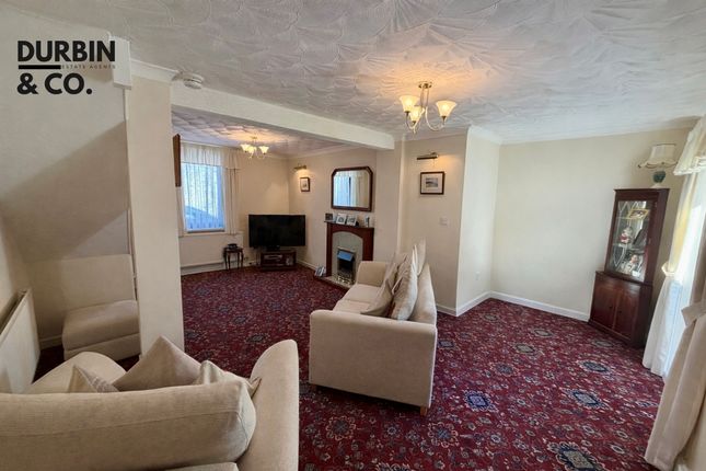 38 Wind Street, Aberdare photo 5
