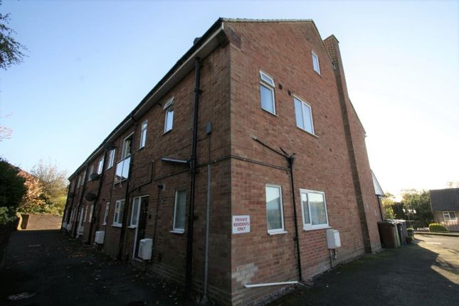 Thumbnail Flat to rent in Moseley Wood Drive, Cookridge, Leeds